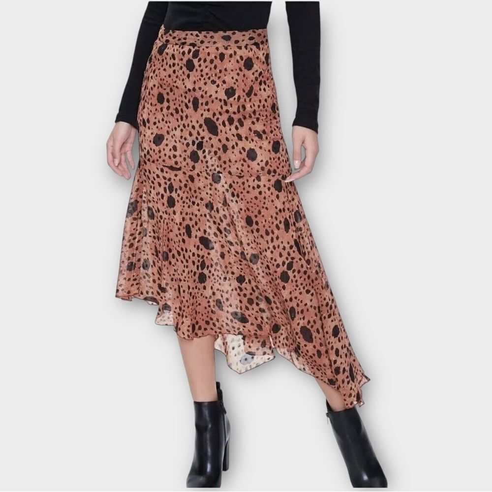 Forever 21 Flounce Asymmetrical Midi Skirt in Animal Print Women’s Size S